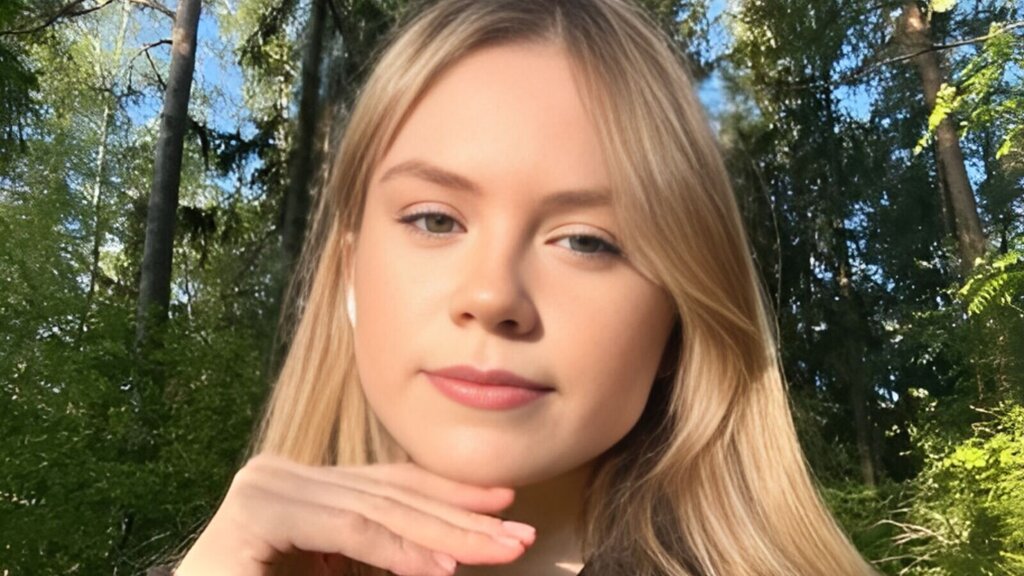TheaHayley