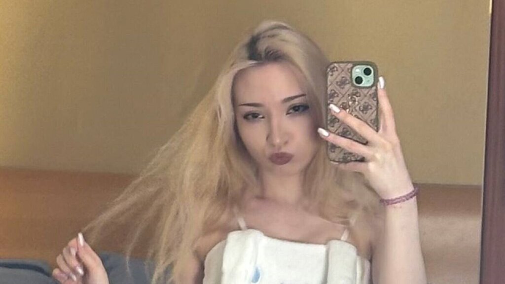 KatieHemmings
