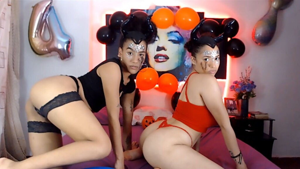 MariaaAndKathery